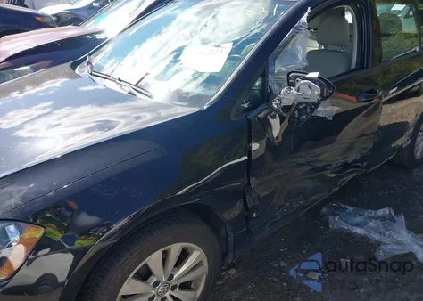 2017 Volkswagen Golf Sportwagen Tsi S from USA, damaged, VIN 3VW017AU1HM507566